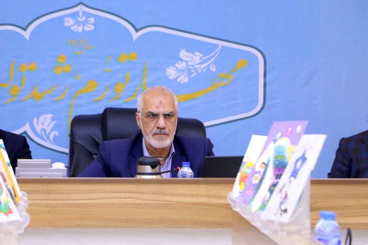 استاندار خوزستان: شهرداران در خصوص تخصیص نیم درصد از درآمد شهرداری‌ها به کتابخانه ‌ها همکاری کنند