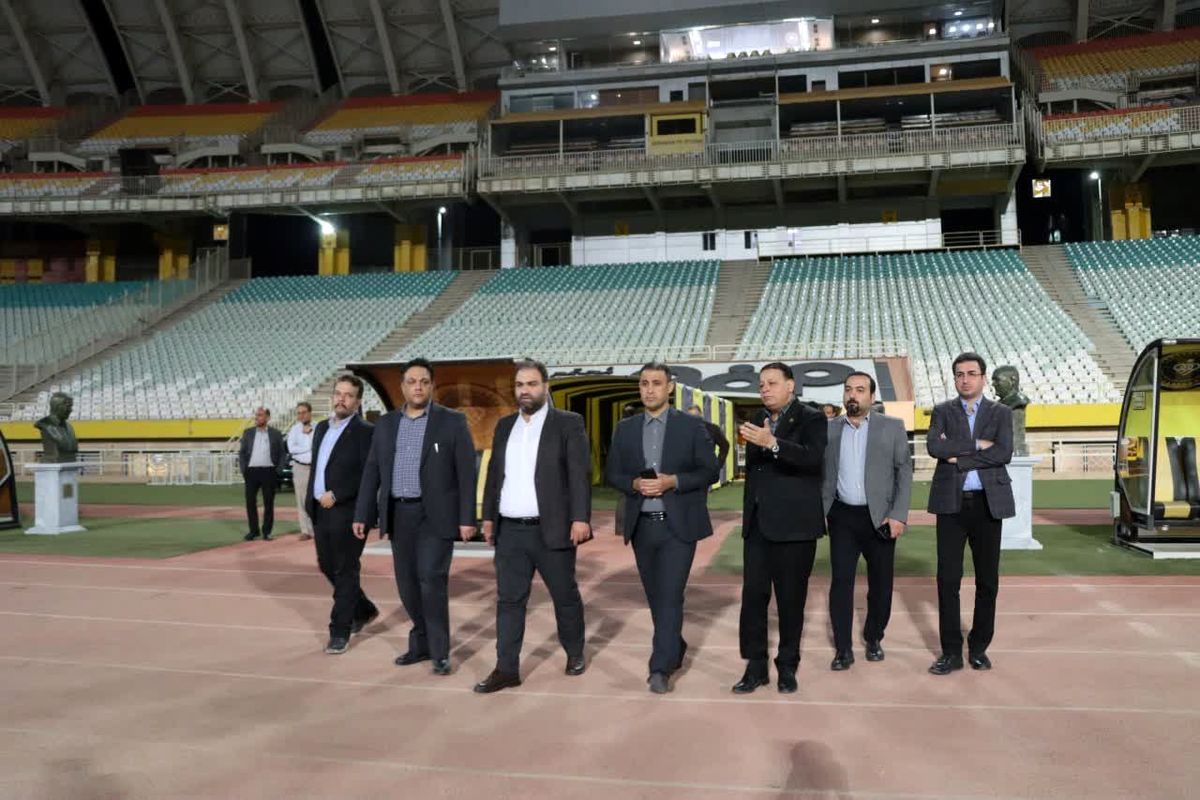 بازدید سرپرست شرکت توسعه و نگهداری اماکن ورزشی کشور از مجموعه ورزشی نقش جهان اصفهان