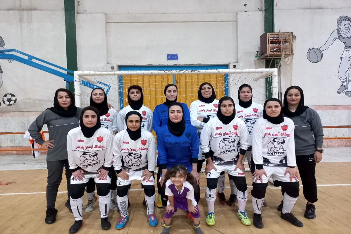 صعود دختران شایسته فوتسال پلدختر به مرحله یک هشتم نهایی لیگ دسته دوم کشور
