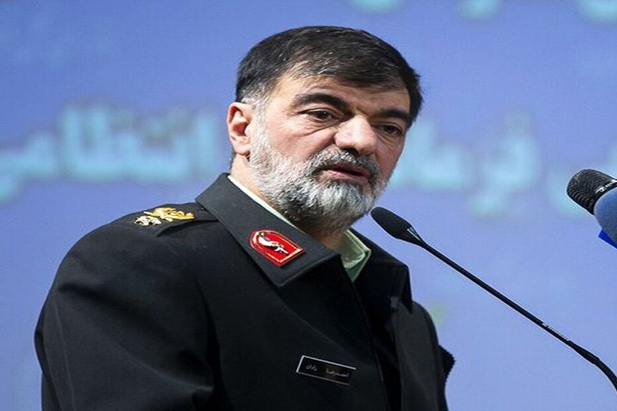 سردار رادان: نیروی انتظامی در فتنه های اخیر استوار و محکم ایستاد