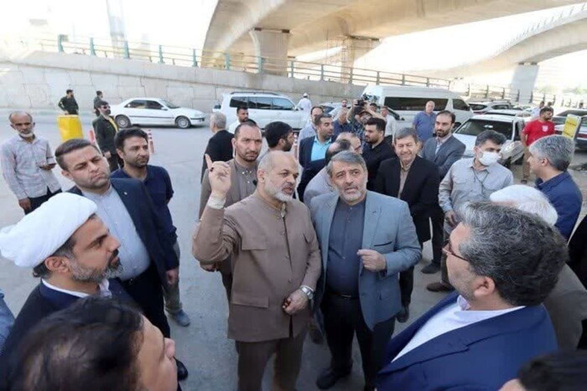 حضور میدانی وزیر کشور و بازدید از پروژه تقاطع غیر همسطح شهید بندر اهواز