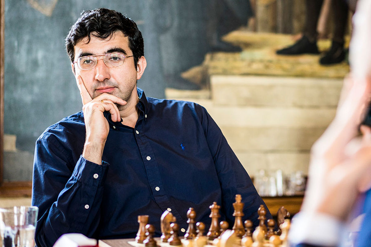توافق با ولادمیر کرامنیک برای هدایت تیم ملی شطرنج