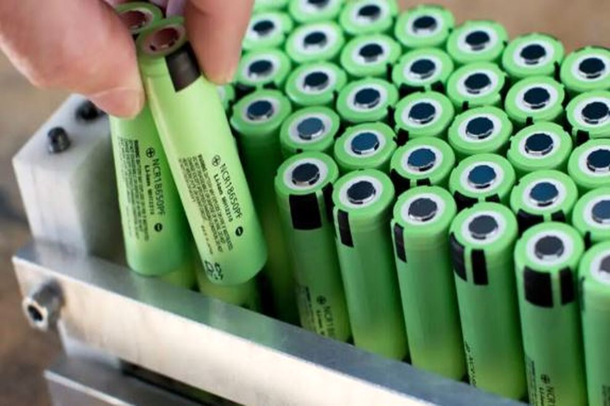 در صنعت، گرافن عملکرد باتری لیتیوم-اکسیژن را افزایش داد