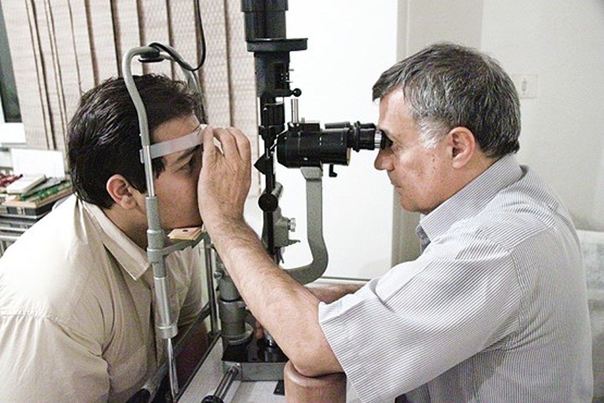 اپتومتریست ها به سلامت بینایی جامعه کمک می‌کنند/ فعالیت حرفه ای ۳ هزار اپتومتریست در کشور در زمینه سلامت بینایی