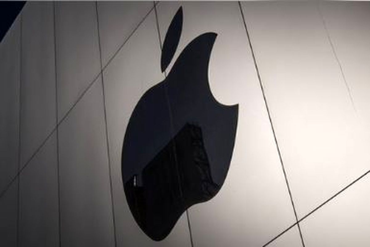 اتهام همکاری اپل با سازمان‌های اطلاعاتی آمریکا