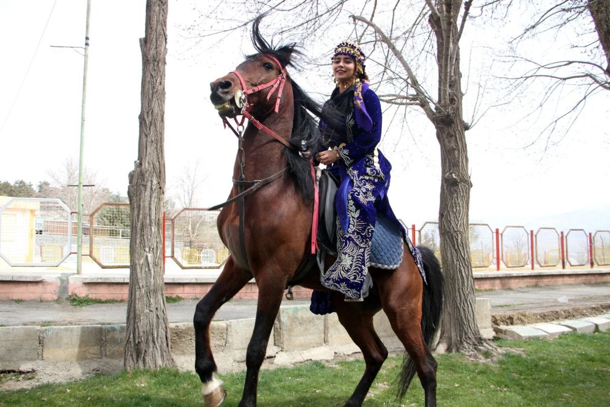 لباس های محلی کُردی و پوشش زنان و مردان  کُردستان