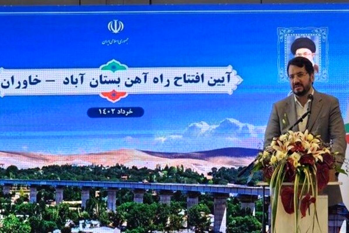 بذرپاش: مسیر ریلی خاوران - تبریز در اولویت ساخت قرار دارد