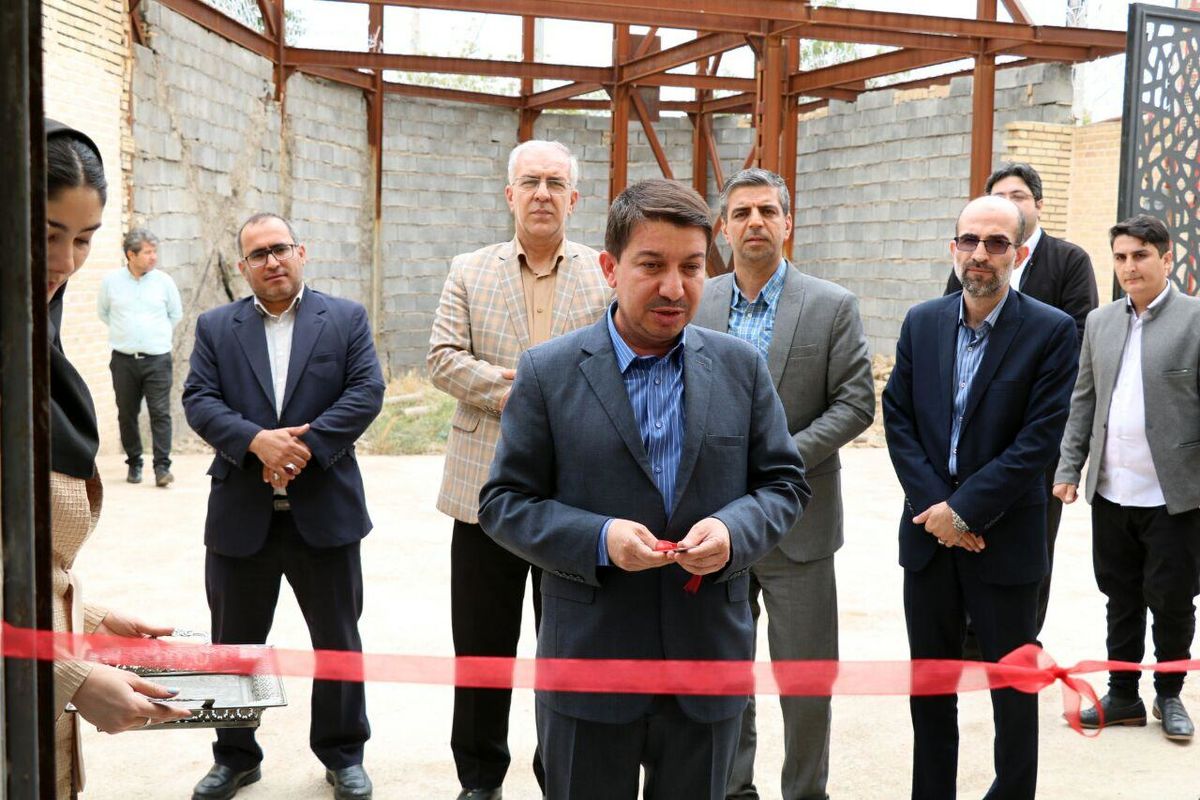 افتتاح کارگاه تراش سنگ‌های قیمتی و نیمه‌قیمتی در خراسان شمالی