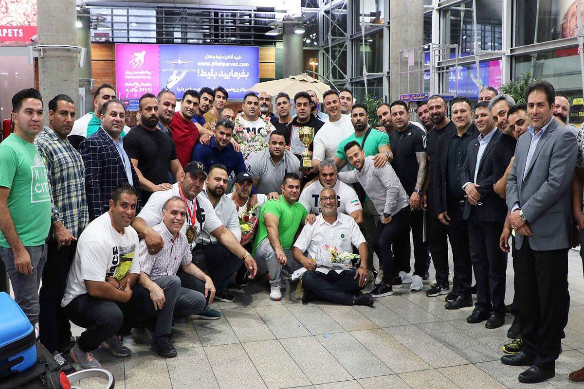 اعضای تیم قویترین مردان ایران به کشور بازگشتند