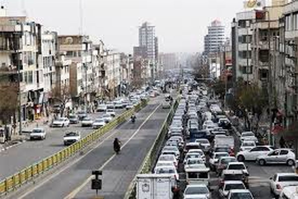 برخی از بزرگراه های تهران در ترافیک صبحگاهی آخرین روز خرداد
