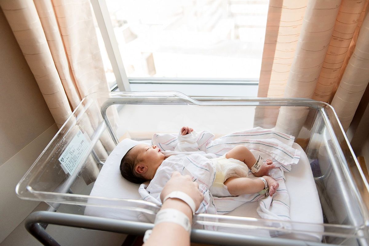 تولد اولین نوزاد در بیمارستان شهید سلیمانی فردیس
