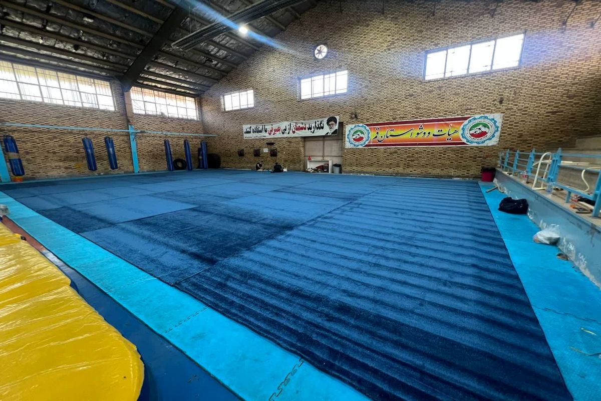 تحقق وعده مدیر کل ورزش و جوانان استان جهت خرید فرش تالو برای خانه ووشو قم