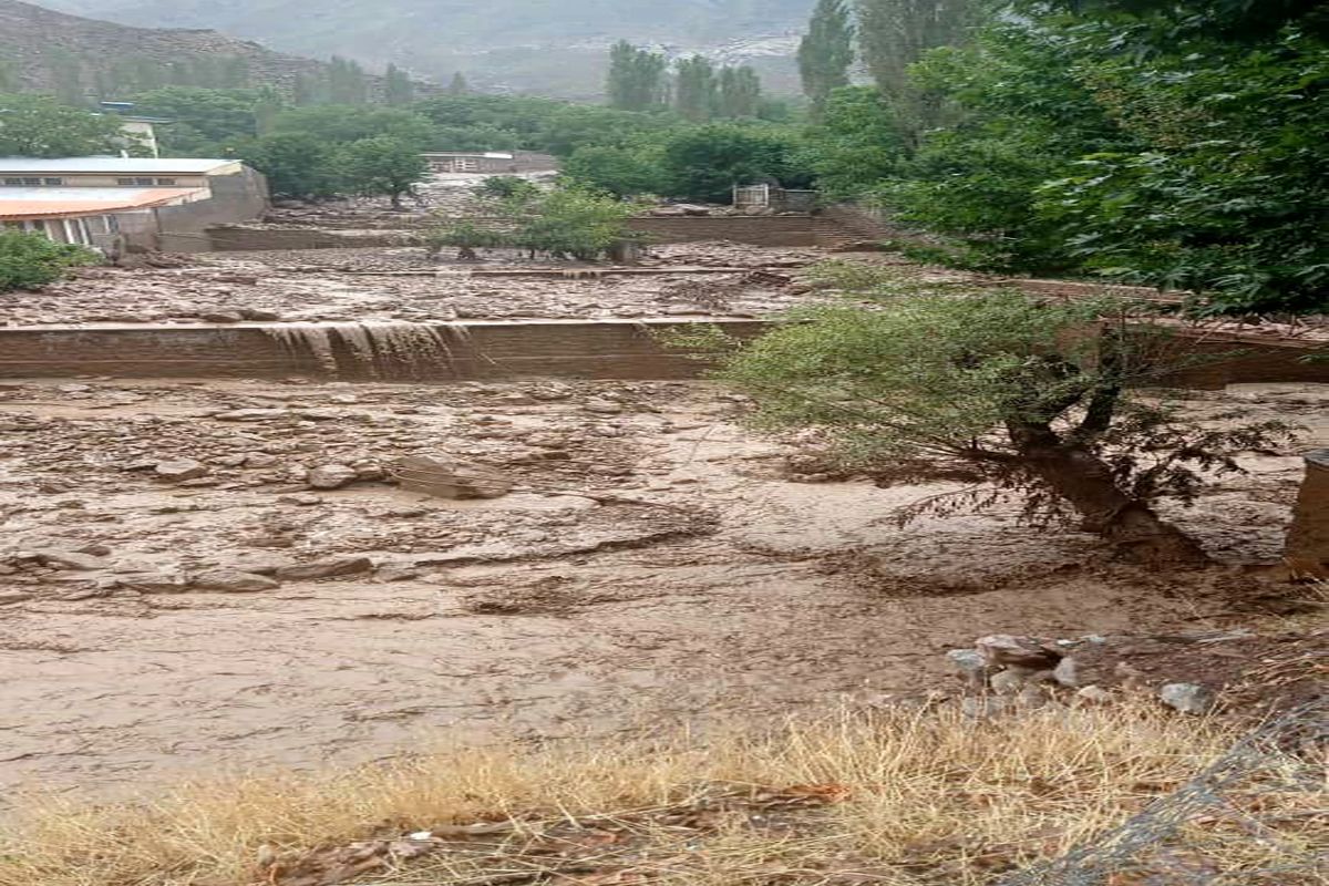 جاده‌های ارتباطی ۱۴ روستای سیل‌زده شهرستان گرمی امروز بازگشایی می‌شود