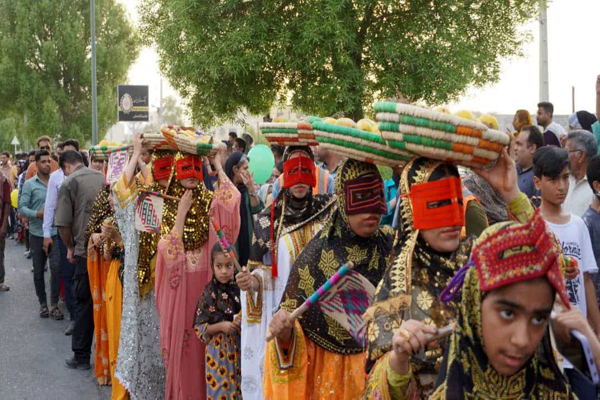 جشنواره شکرگزاری انبه و یاسمین گل در میناب  آغاز شد