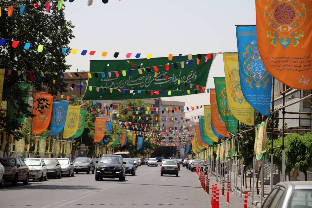 خادمان منطقه ۷ تهران در جنب و جوش برگزاری جشن ده کیلومتری غدیر