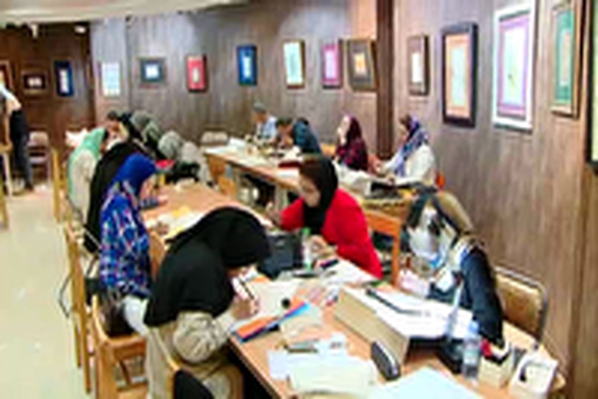 رویداد هنری هفت روز با خوشنویسی در قزوین برگزار شد