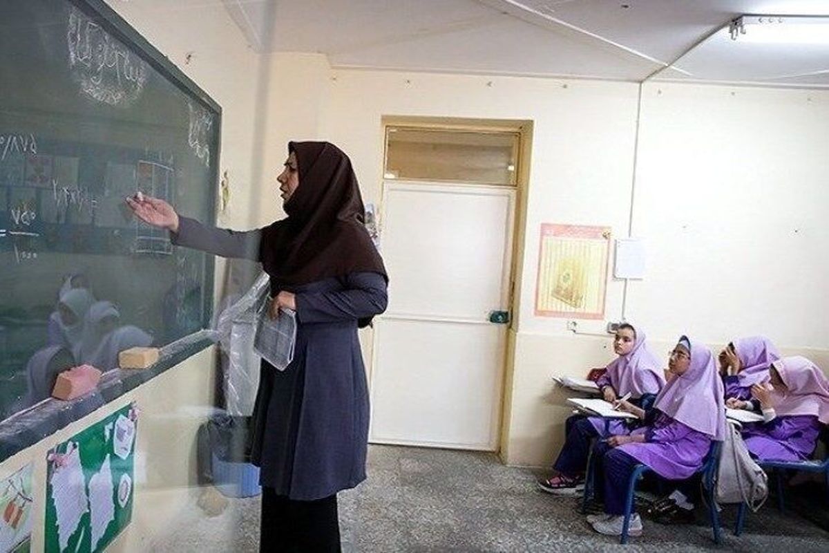 آموزش و پرورش یزد با کمبود ۱۱۰۰ معلم روبرو است