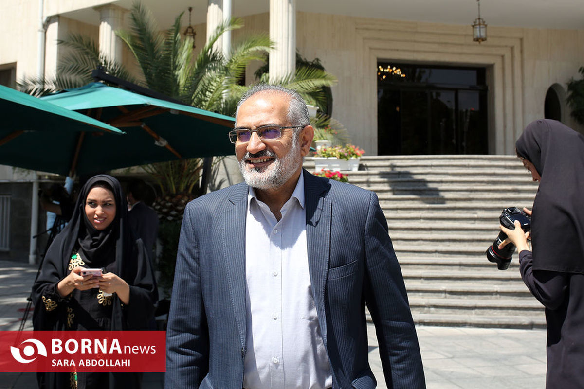 حسینی: نظر دولت درباره وزارت بازرگانی برنگشته است/ هیات رئیسه مجلس طرح را در دستورکار قرار دهد