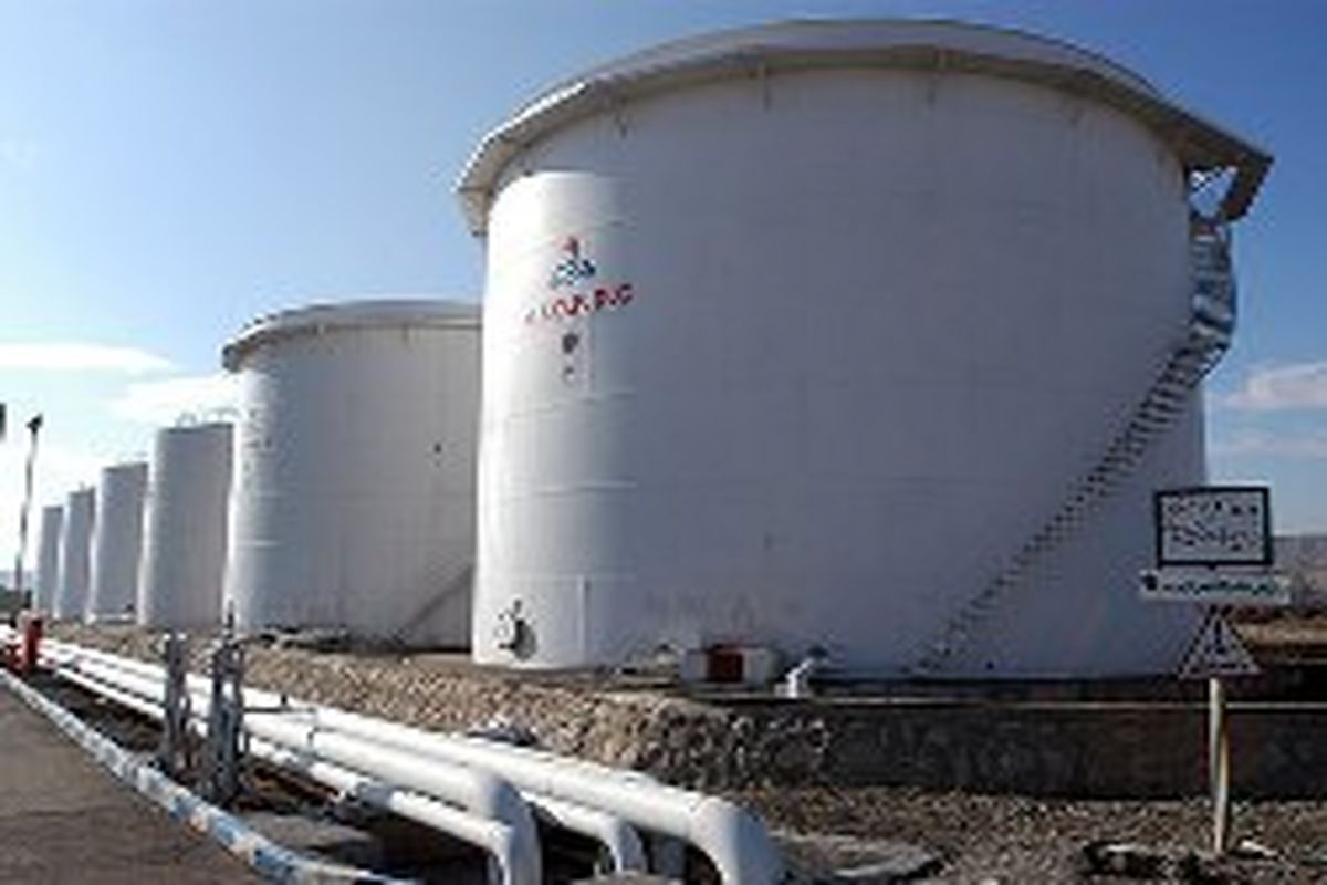 فروش مرزی فرآورده‌های نفتی در کرمانشاه به حدود یک هزار میلیارد ریال رسید