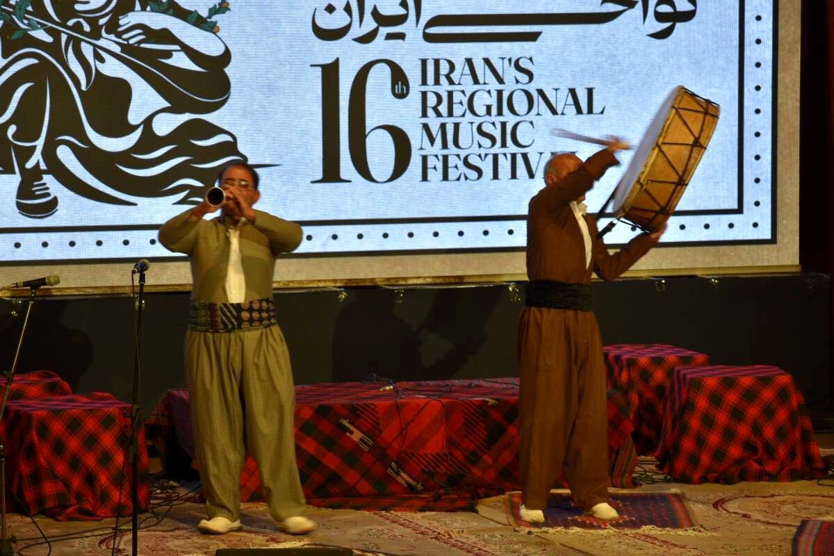 حسن ختام جشنواره چهارم موسیقی نواحی با آواز کردی پیشکسوتان