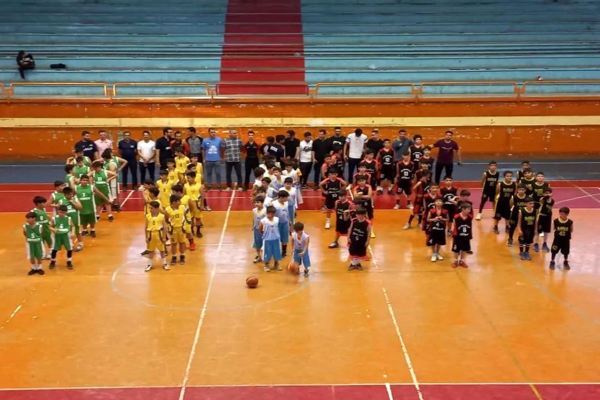 پایان اولین دوره جشنواره مینی بسکتبال آذربایجان‌غربی به میزبانی میاندوآب