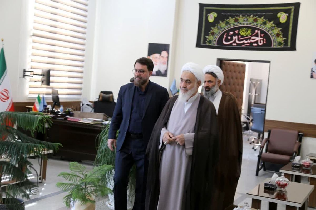 امام جمعه قزوین از دادسرای عمومی و انقلاب مرکز استان بازدید کرد