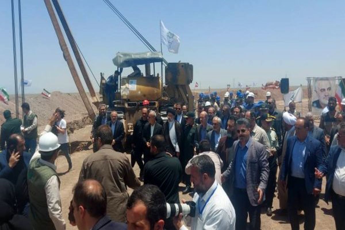 بازدید رئیس‌جمهور از پروژه آب‌رسانی به شهرهای کرمان و رفسنجان
