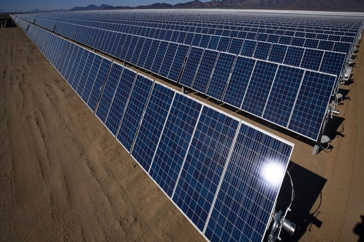تامین ۸ درصد اوج بار برق خراسان جنوبی با نیروگاه‌های خورشیدی