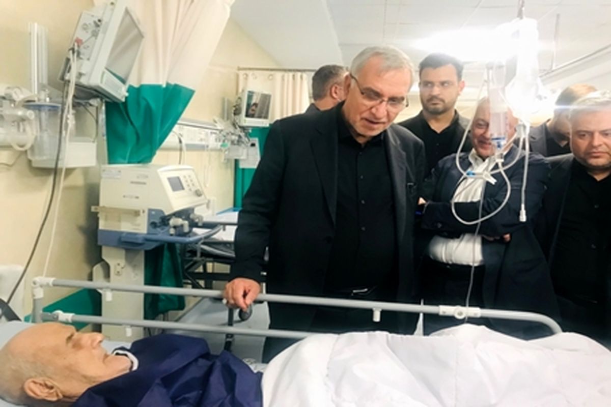 بازدید وزیر بهداشت از بیمارستان شهدای هفتم تیر