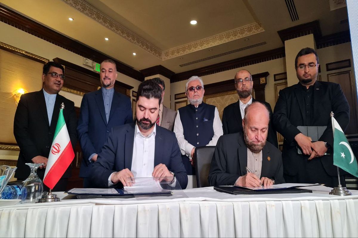 امضای سند همکاری بین اتاق‌های بازرگانی ایران و کراچی