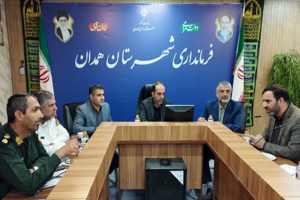 حل معضل ترافیک اولویت شهرداری همدان باشد