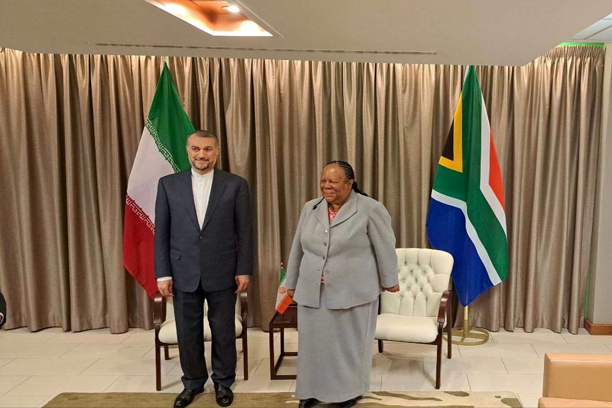 وزیر خارجه آفریقای جنوبی:‌ روابط بسیار قوی و مثبتی با ایران داریم