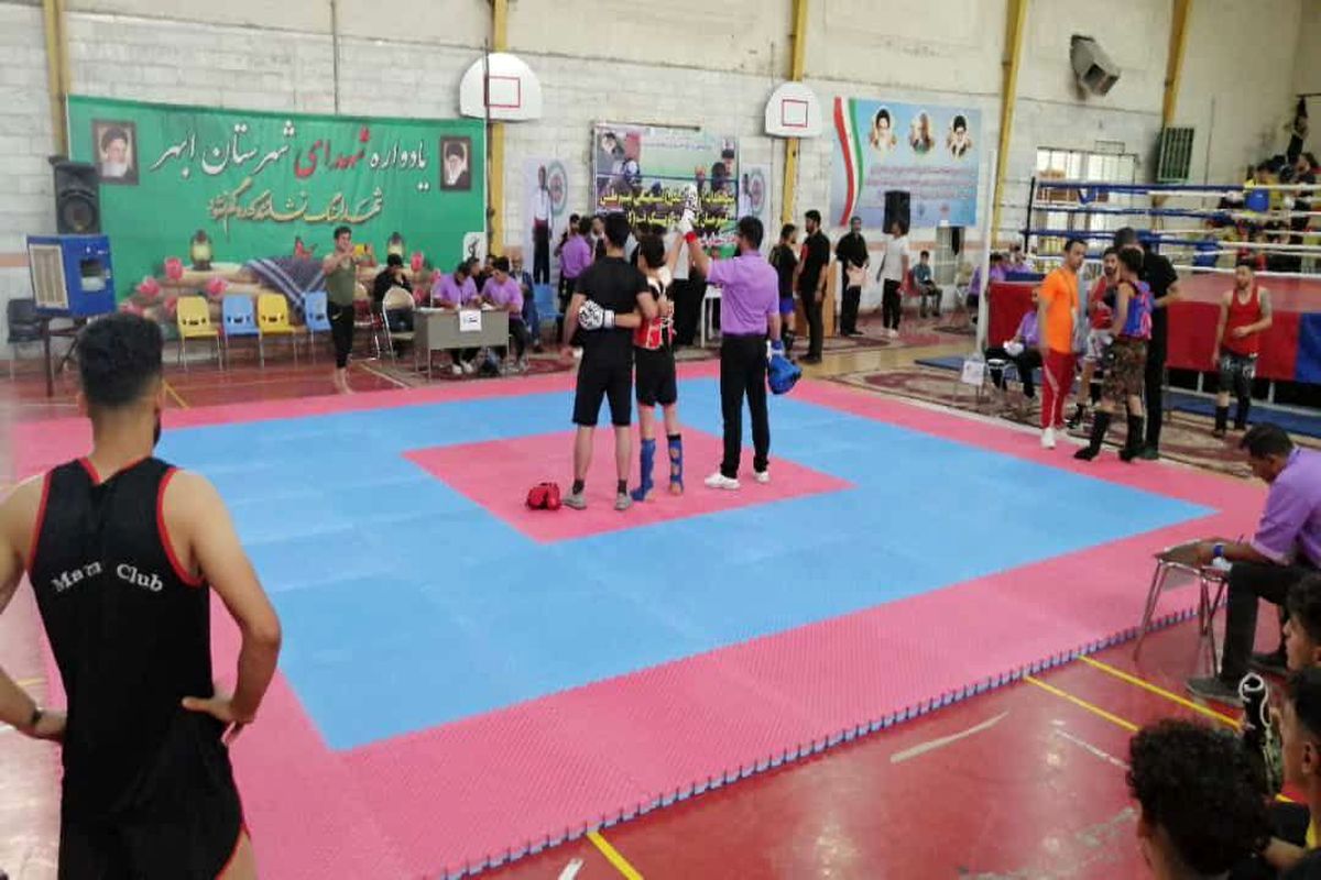 کسب مقام اول تیمی آذربایجان غربی در مسابقات قهرمانی کشور بازمایانا انجمن کونگ فو کمپو