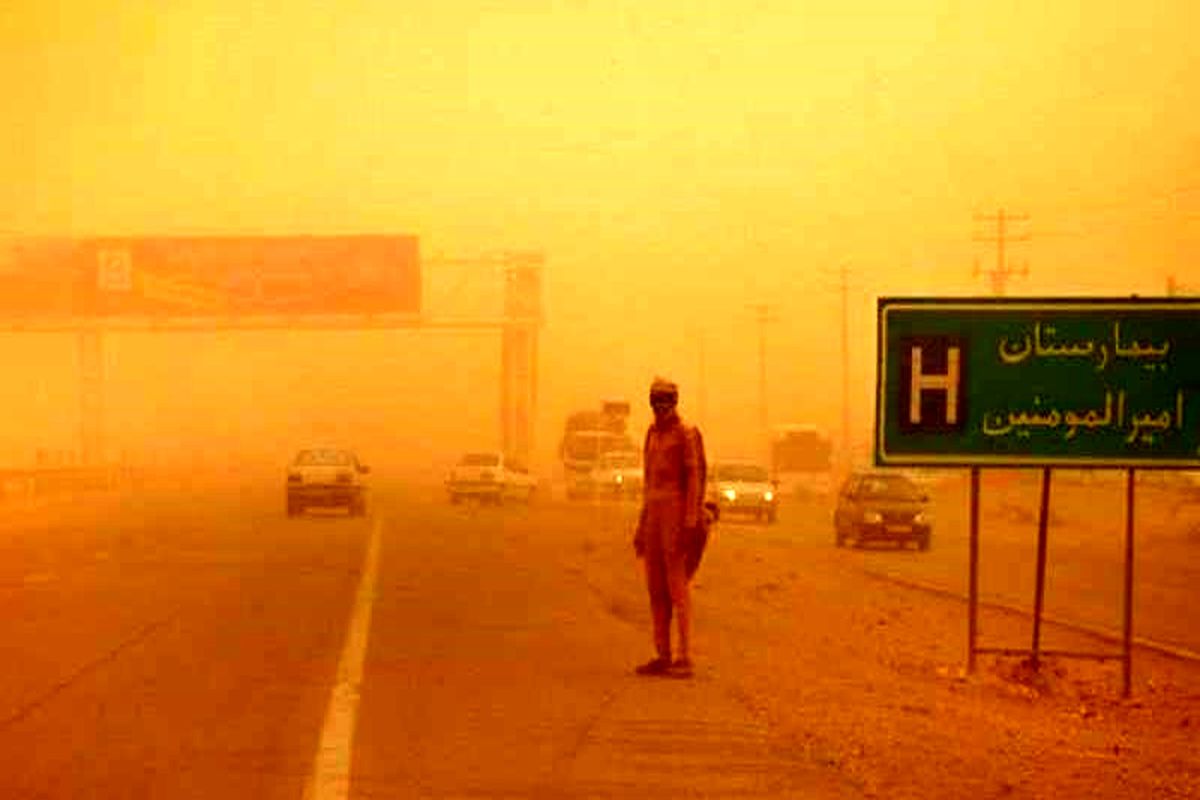 توفان ۷۳۳ نفر را در سیستان راهی بیمارستان کرد