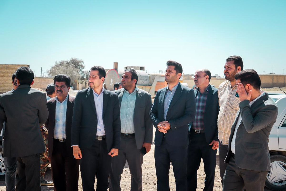 مرادی: واگذارى ٣٣ قطعه ویلایى مسکن ملى به متقاضیان در ایزدخواست/ کم کارى مدیران در اجراى طرح مسکن ملى پذیرفتنی نیست