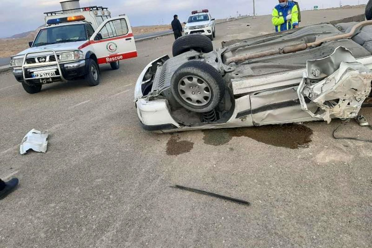 یک کشته و یک مصدوم در واژگونی خودروی سواری پژو
