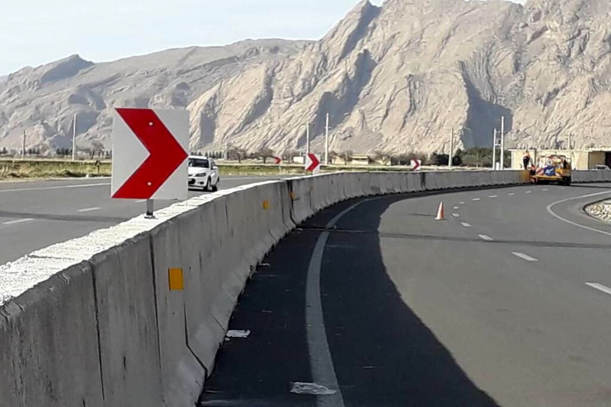 آغاز عملیات اجرایی و افتتاح ۵۶ طرح راهداری و حمل و نقل جاده‌ای بوشهر در هفته دولت