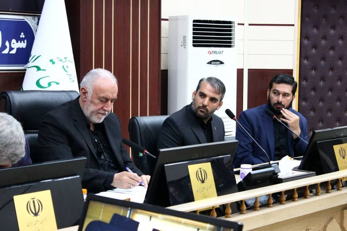 استاندار تهران : مقاوم‌سازی دانش‌آموزان در ابعاد اجتماعی و فرهنگی اولویت دارد
