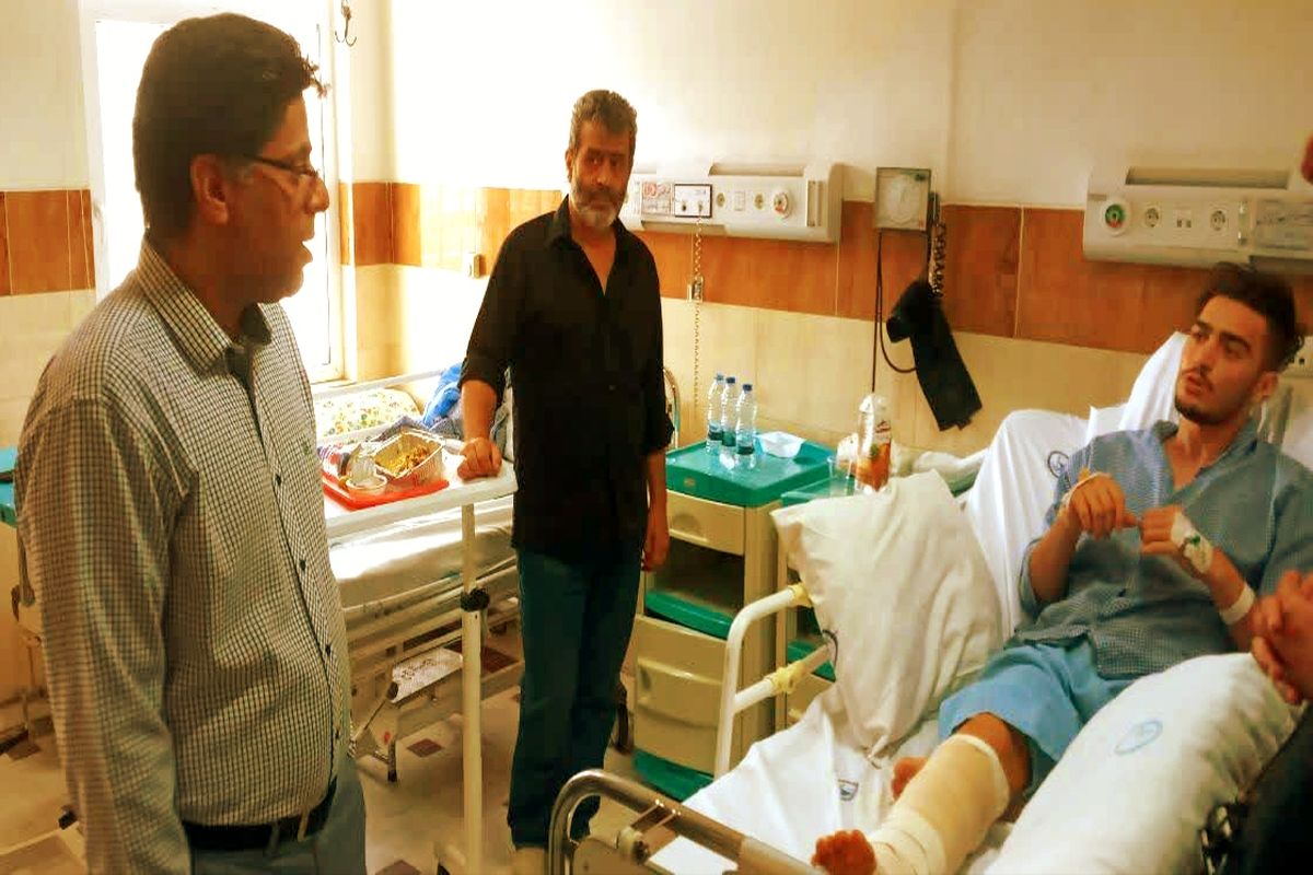 عمل جراحی ورزشکار آسیب دیده توسط سرپرست هیات پزشکی ورزشی استان مرکزی