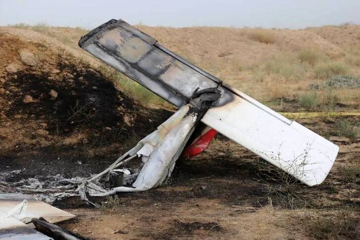 تصاویری از سقوط هواپیمای آموزشی در کرج