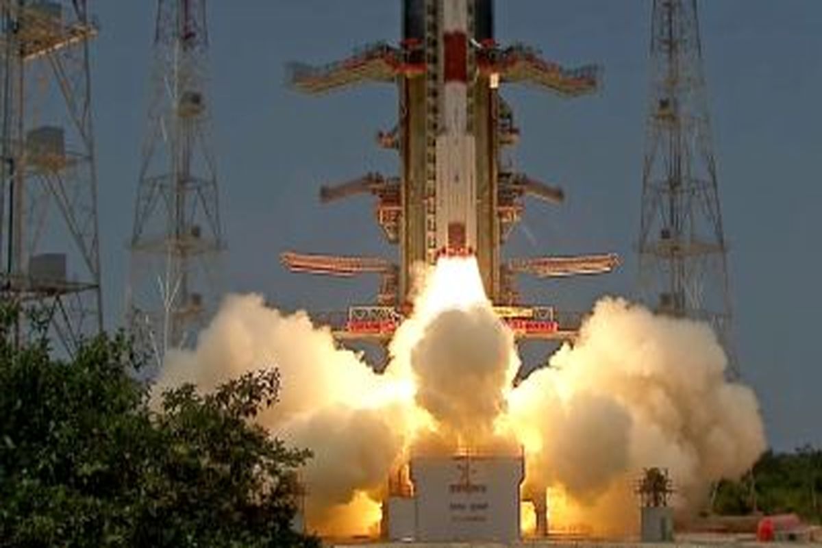 هند پس از ماموریت موفقیت آمیز فرودگر ماه، راکتی را به سمت خورشید پرتاب کرد