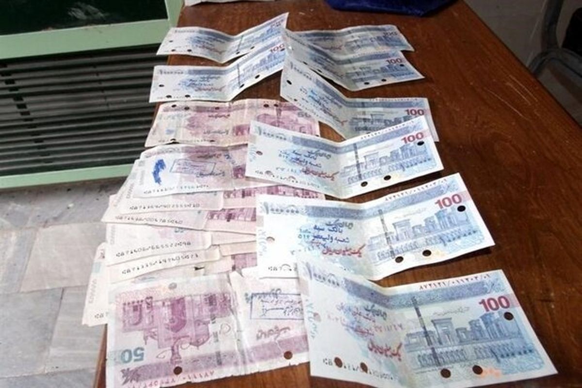کشف چک پول های جعلی در امیریه شهریار