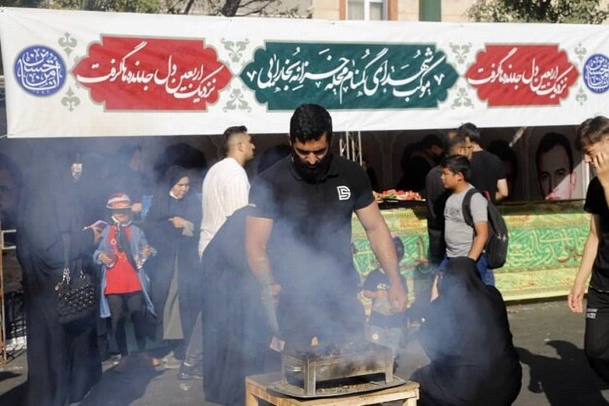 برپایی بیش از ۱۰۰ موکب در منطقه ۱۶ تهران برای خدمت رسانی جاماندگان اربعین