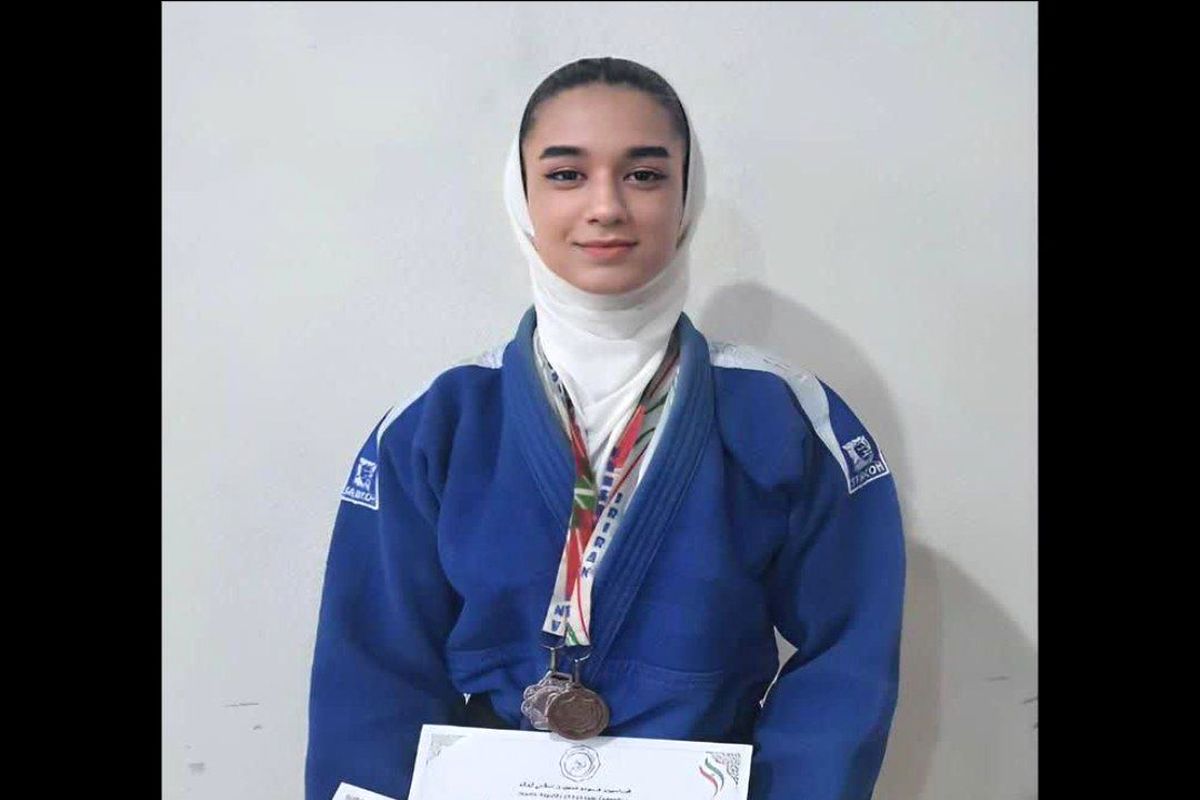 مدال نقره مسابقات کشوری بر گردن دختر جودوکار گلستانی