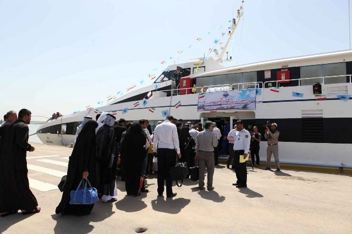مدیرکل امور دریایی سازمان بنادر: خط مسافری دریایی اربعین در خرمشهر راه اندازی شد