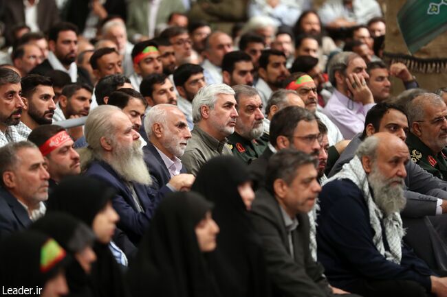 دیدار «ابراهیم حاتمیکیا»، «رضا ایرانمنش» و «احمد نجفی» با رهبر انقلاب + تصاویر دیدار «ابراهیم حاتمیکیا»، «رضا ایرانمنش» و «احمد نجفی» با رهبر انقلاب + تصاویر