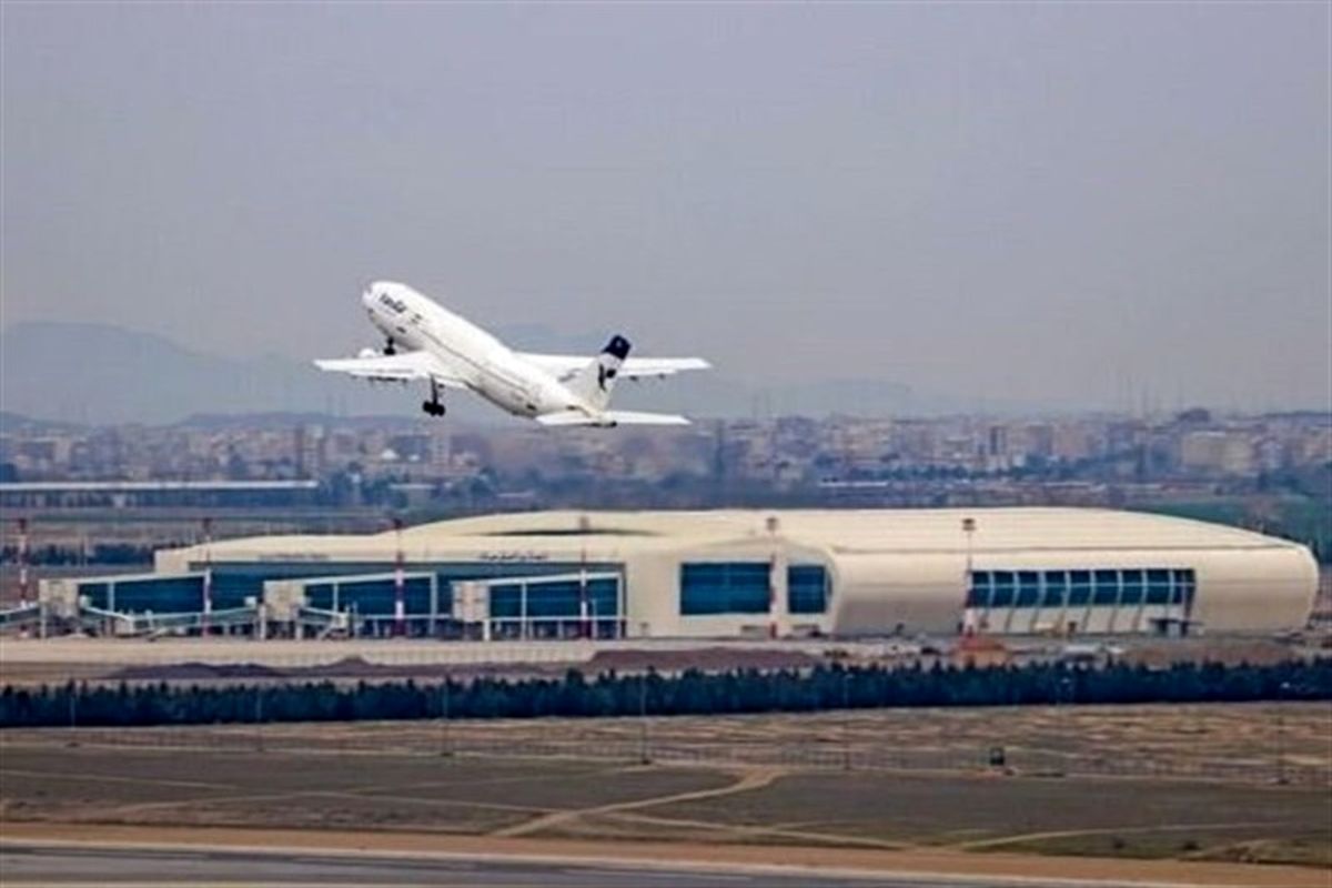 برقراری نخستین پرواز ویژه اربعین در فرودگاه زاهدان