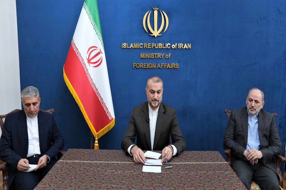 امضای سند برنامه‌ اقدامات اجرای توافقات روسای جمهور ایران و ازبکستان