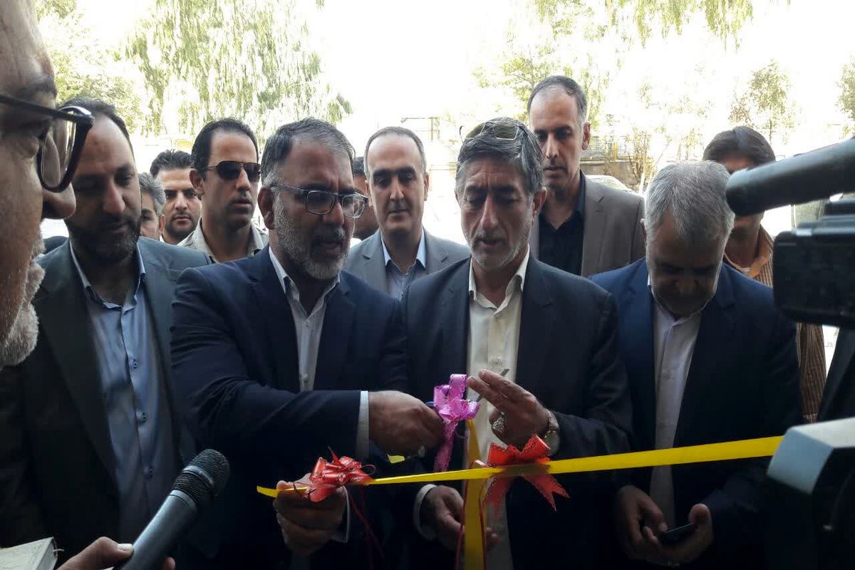 افتتاح خطوط برق رسانی شهر پلدختر با حضور استاندار لرستان