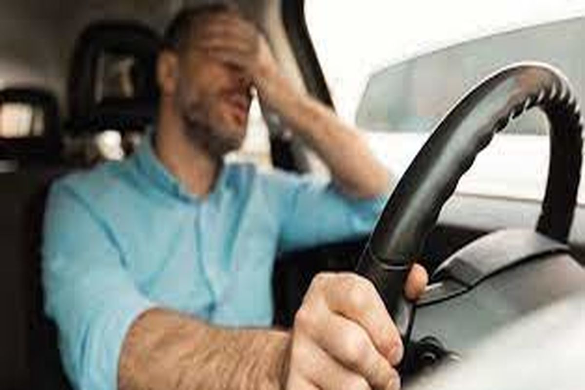 ۵۳ درصد از تصادفات شهر تهران به دلیل عدم تمرکز  رانندگان حین رانندگی است